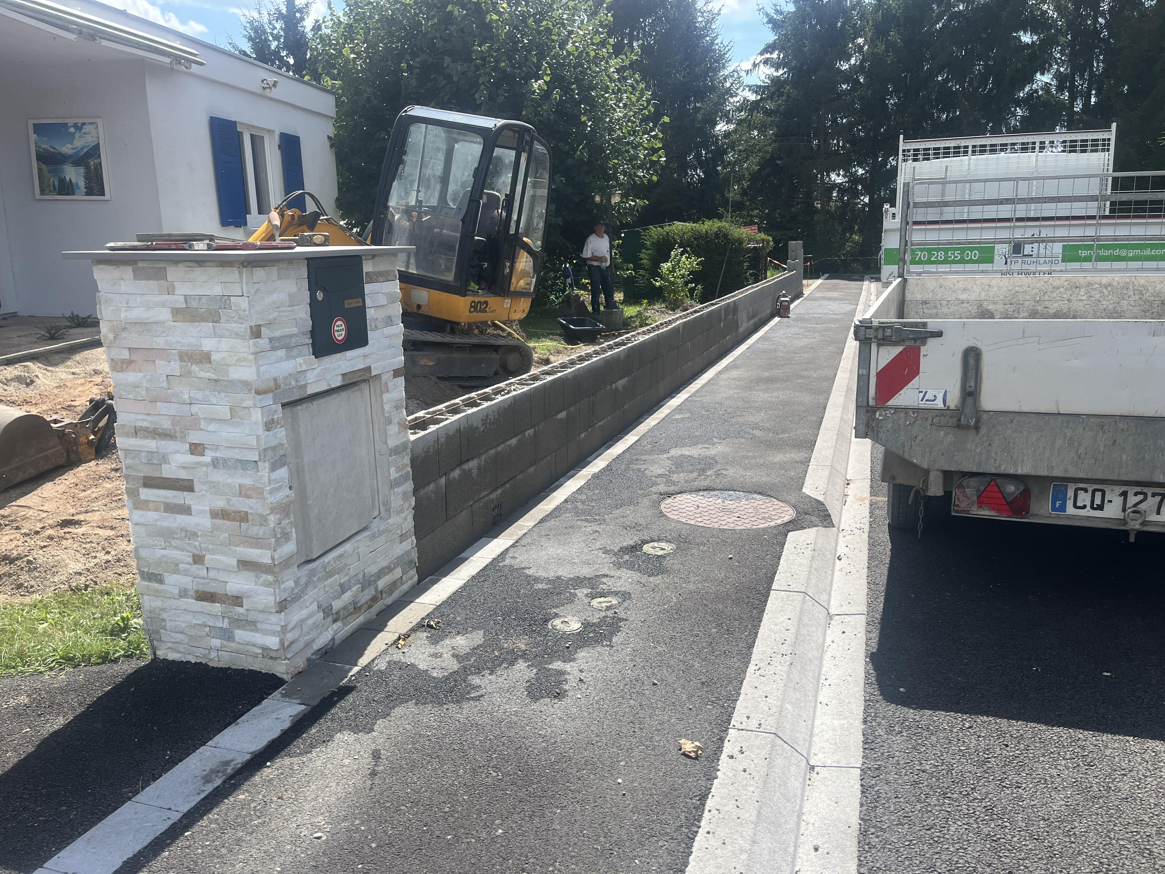 Petite Maçonnerie d'un mur à Haguenau par TP Ruhland